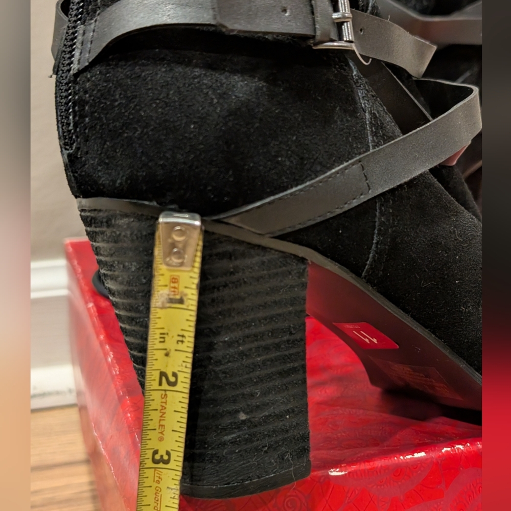 Carlos Santana Black Suede Boots w/ Buckle Straps - Picture 2 of 7